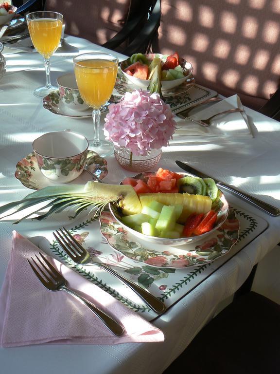 A Touch Of English B&B Kelowna Exteriér fotografie